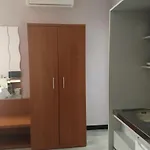 Konukevi Affittacamere La Spezia Inn
