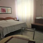 Affittacamere La Spezia Inn Πανσιόν