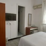 Πανσιόν Affittacamere La Spezia Inn Λα Σπέτσια