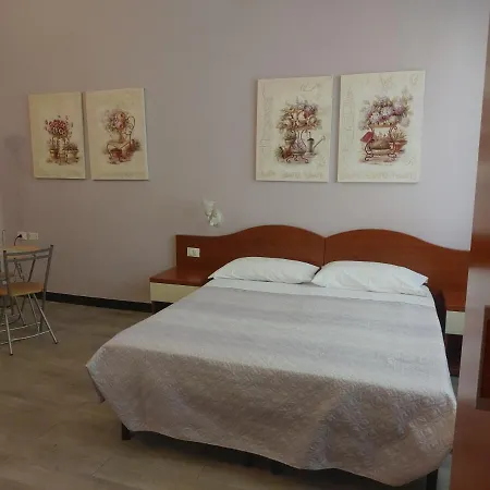 Pensión Affittacamere La Spezia Inn 3*
